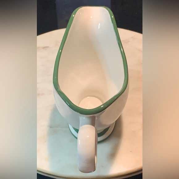 CHRISTOPHER RADKO. HOLIDAY CELEBRATIONS GRAVY BOAT GREEN TRIM NEW - Picture 4 of 7